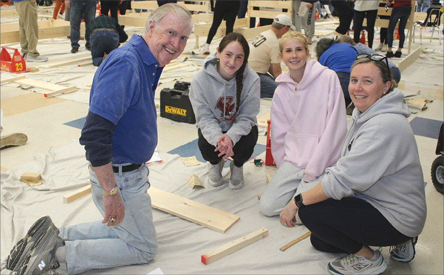 Lynnfield Rotary builds 30 beds for children in need